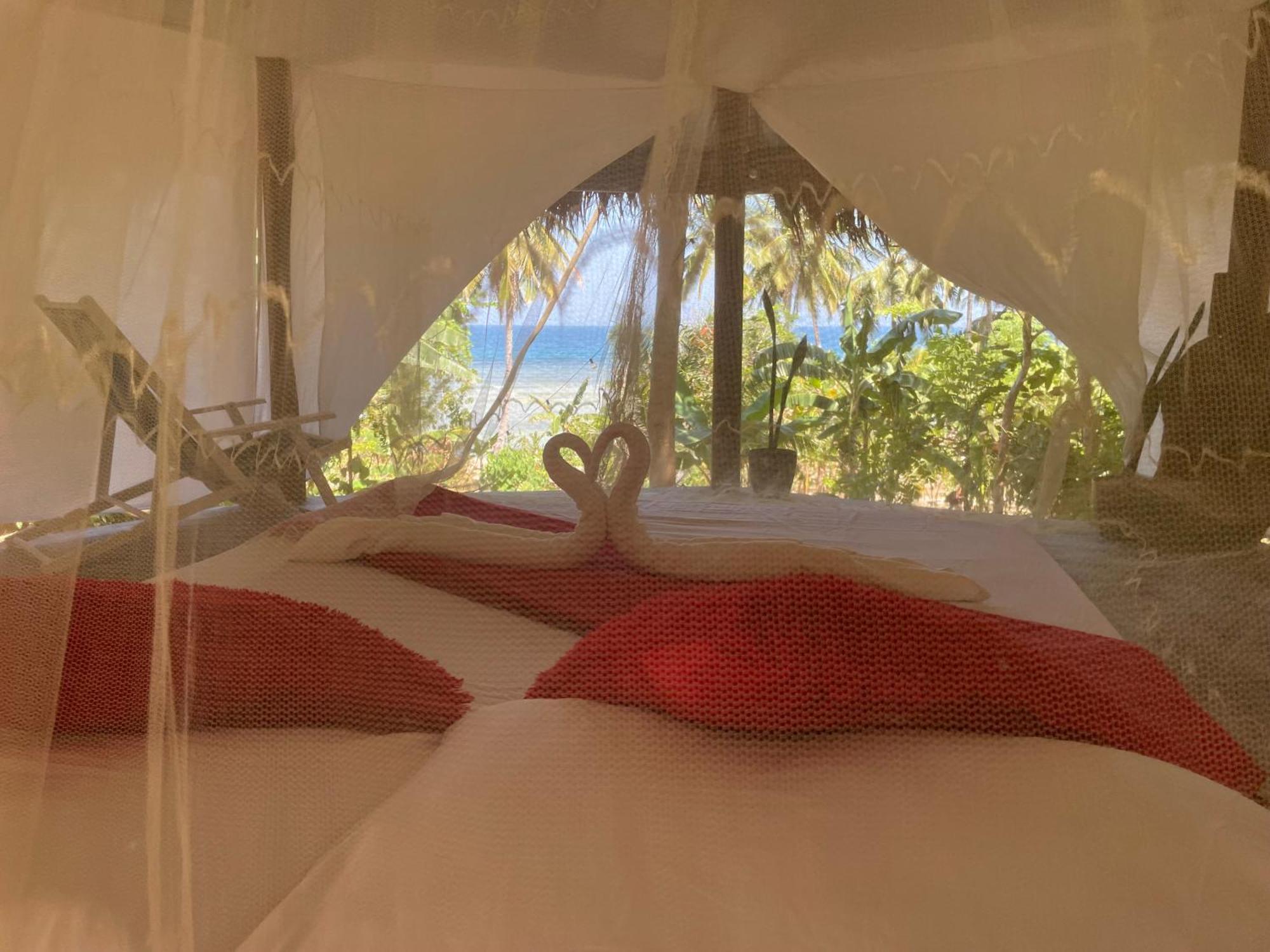 Harmony Estate Hotel Ел Нидо Екстериор снимка